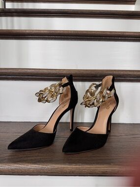Mix No. 6 Black Pointed Stiletto Heels with Gold Chain Ankle Strap